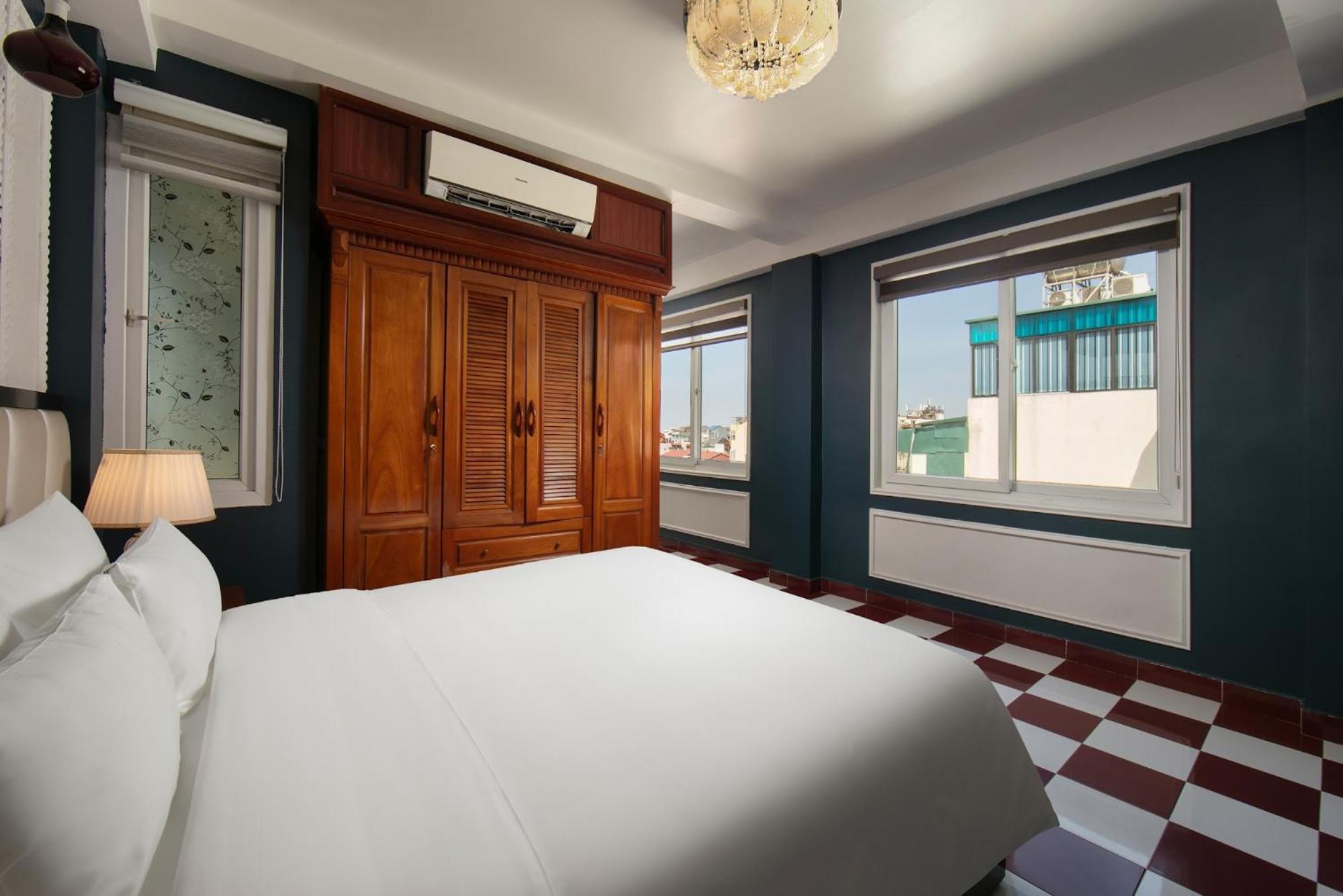 Delica Premium 4* Hanoi