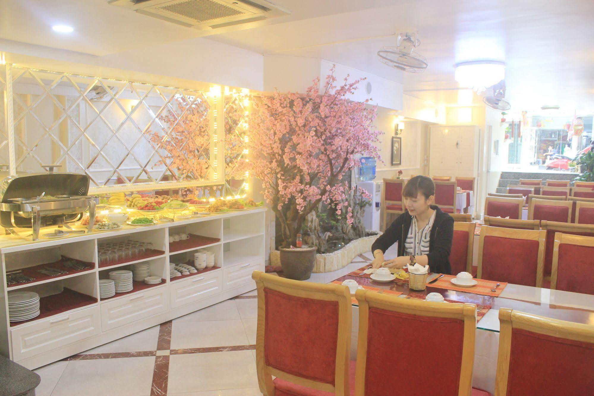 Delica Premium Hotel Hanoi